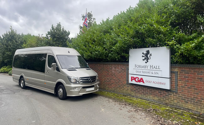 16 Seat Mercedes Sprinter